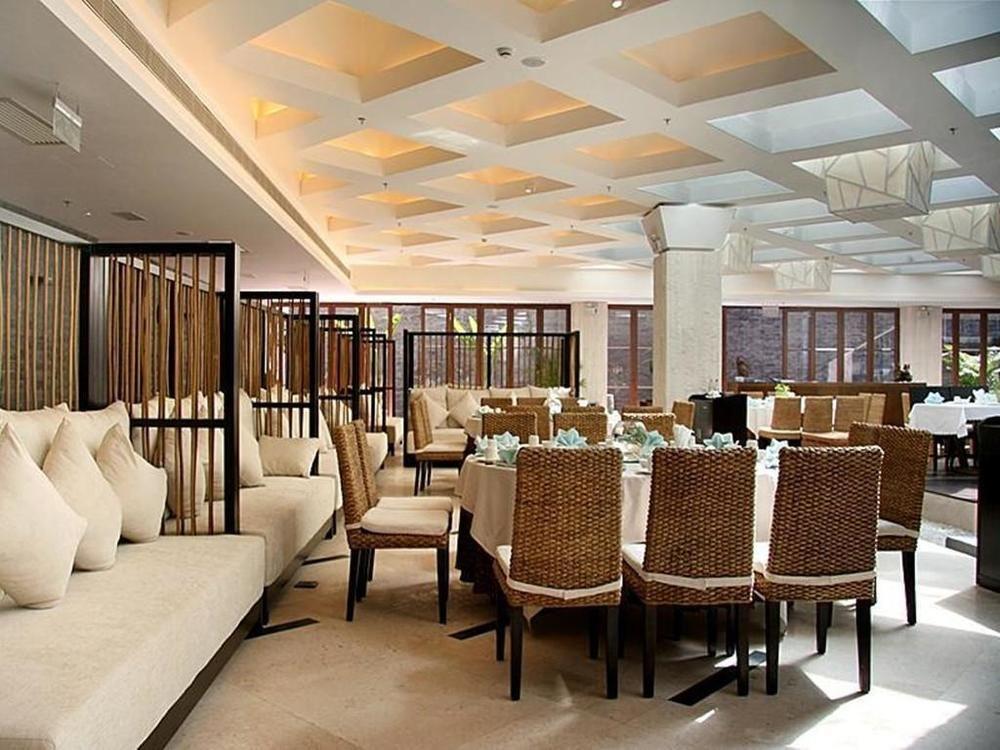 Marina Spa Hotel Sanya Exterior foto