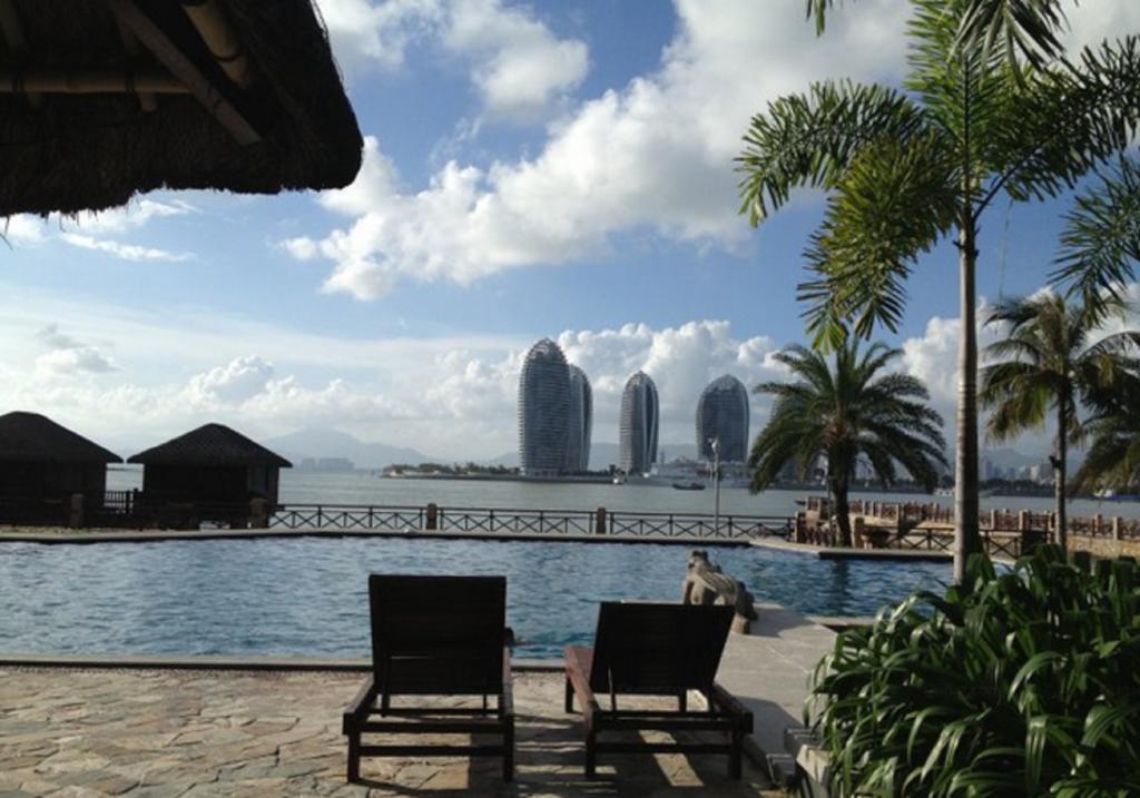 Marina Spa Hotel Sanya Exterior foto