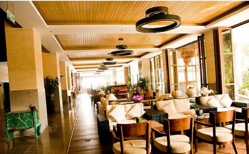 Marina Spa Hotel Sanya Exterior foto